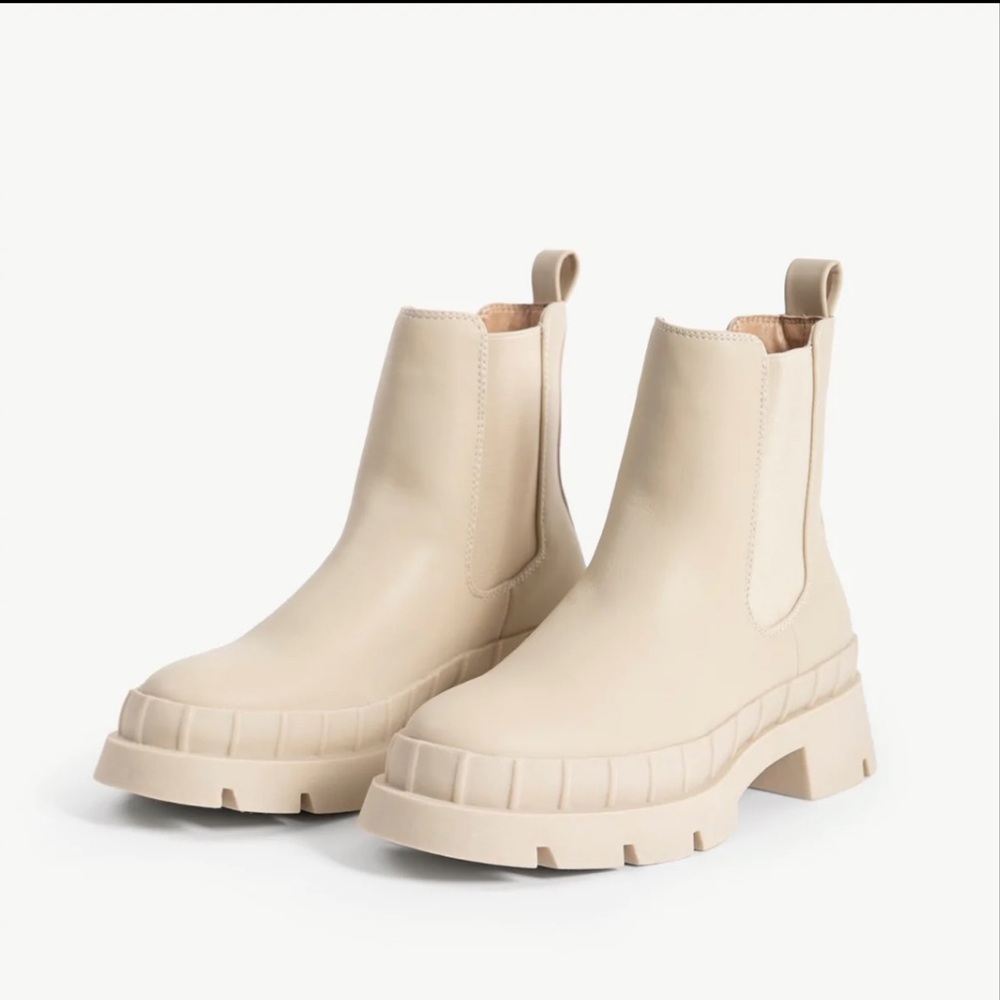 Chunky ankle boot